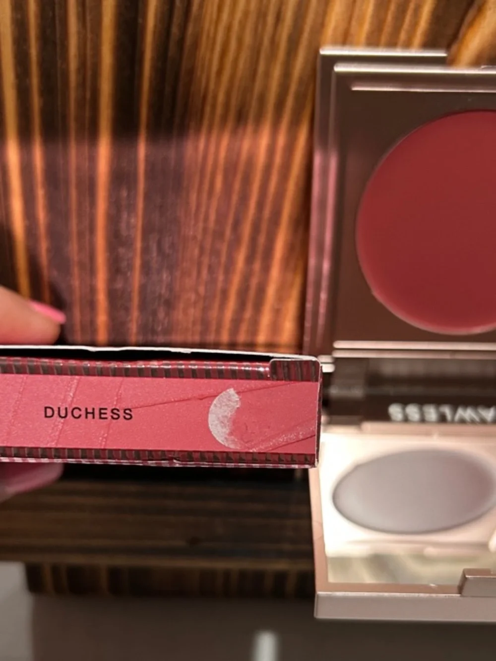 LAWLESS cream blush